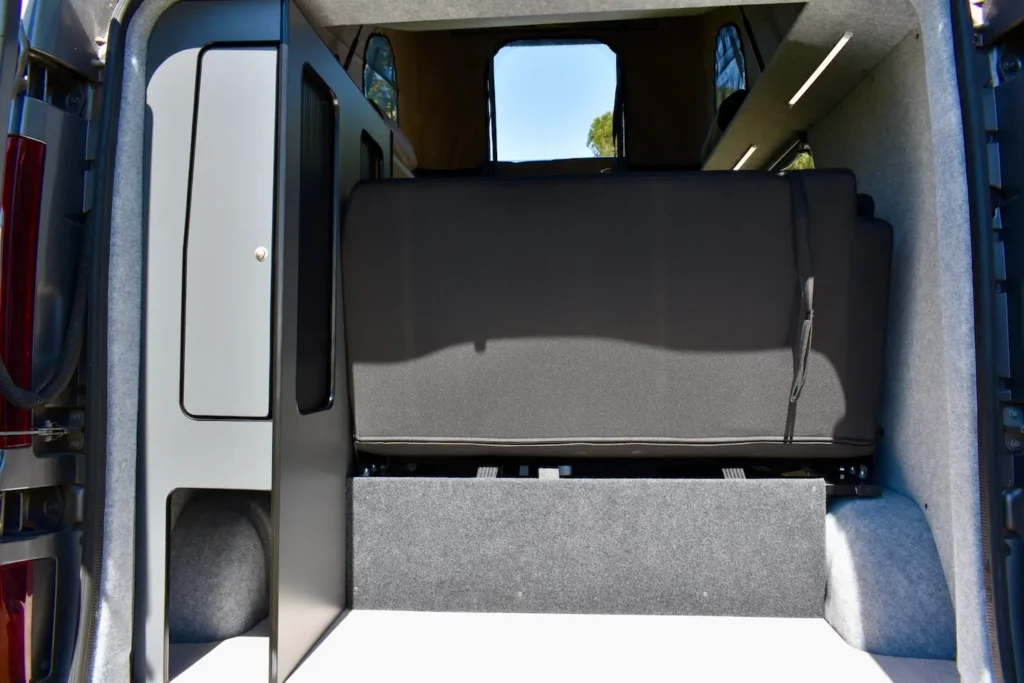 cuisine-van-amenage_3_11zon