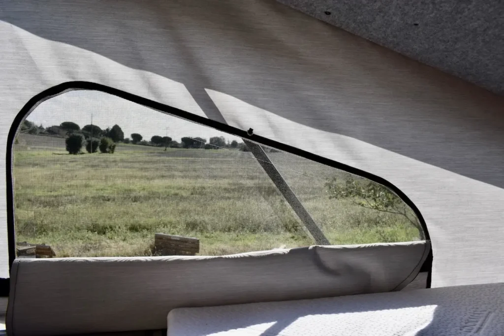 fenetre-toit-ouvrant_1_11zon