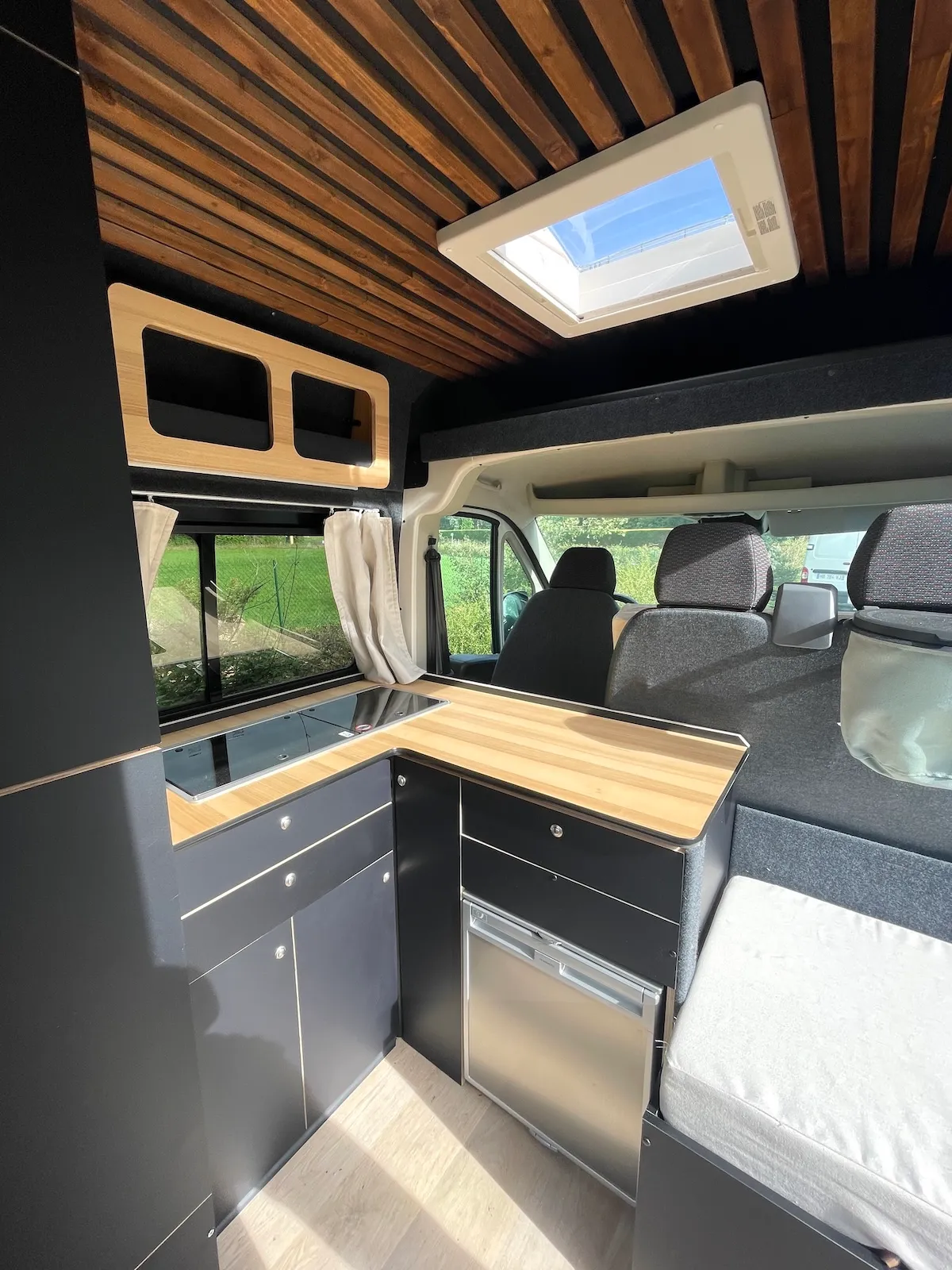 fourgon-aménagé-vasp_5