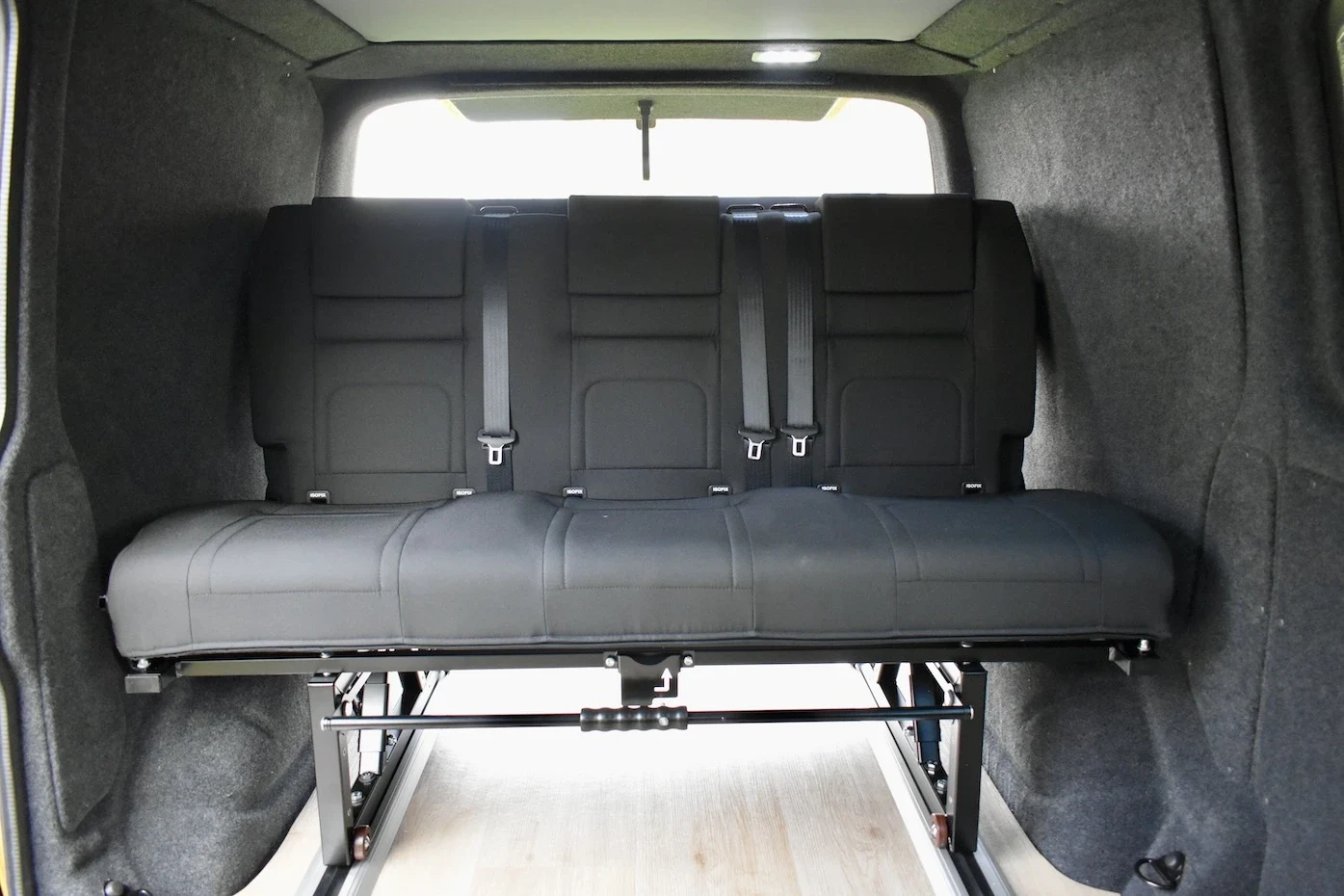 ajouter-banquette-lit-van_6_11zon