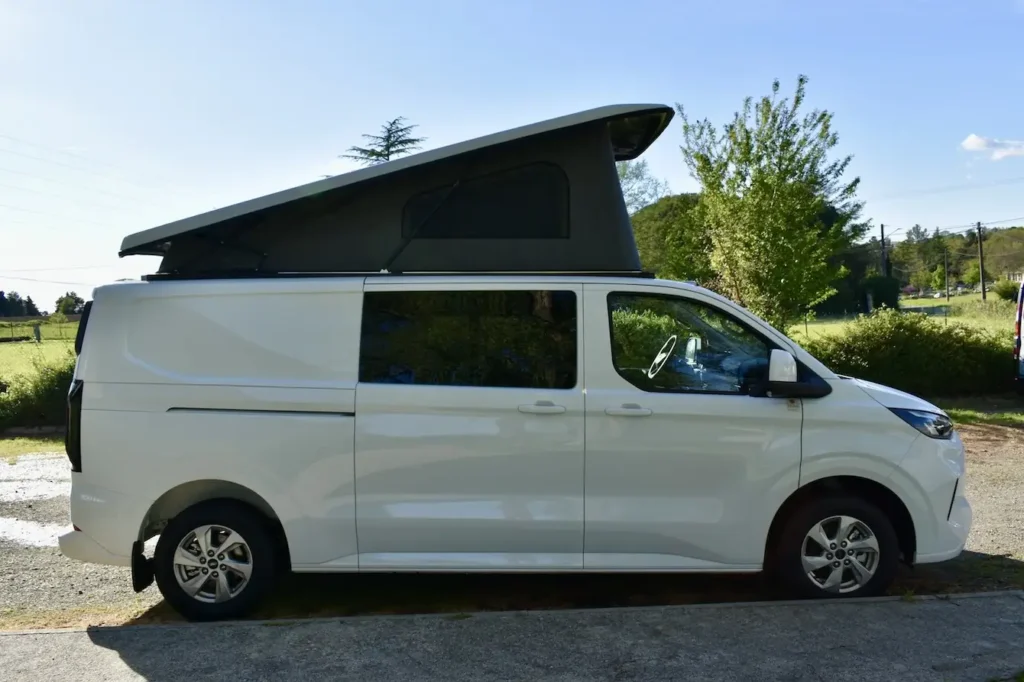 van-amenage-ford-transit-custom-l2-toit-relevable_6_11zon