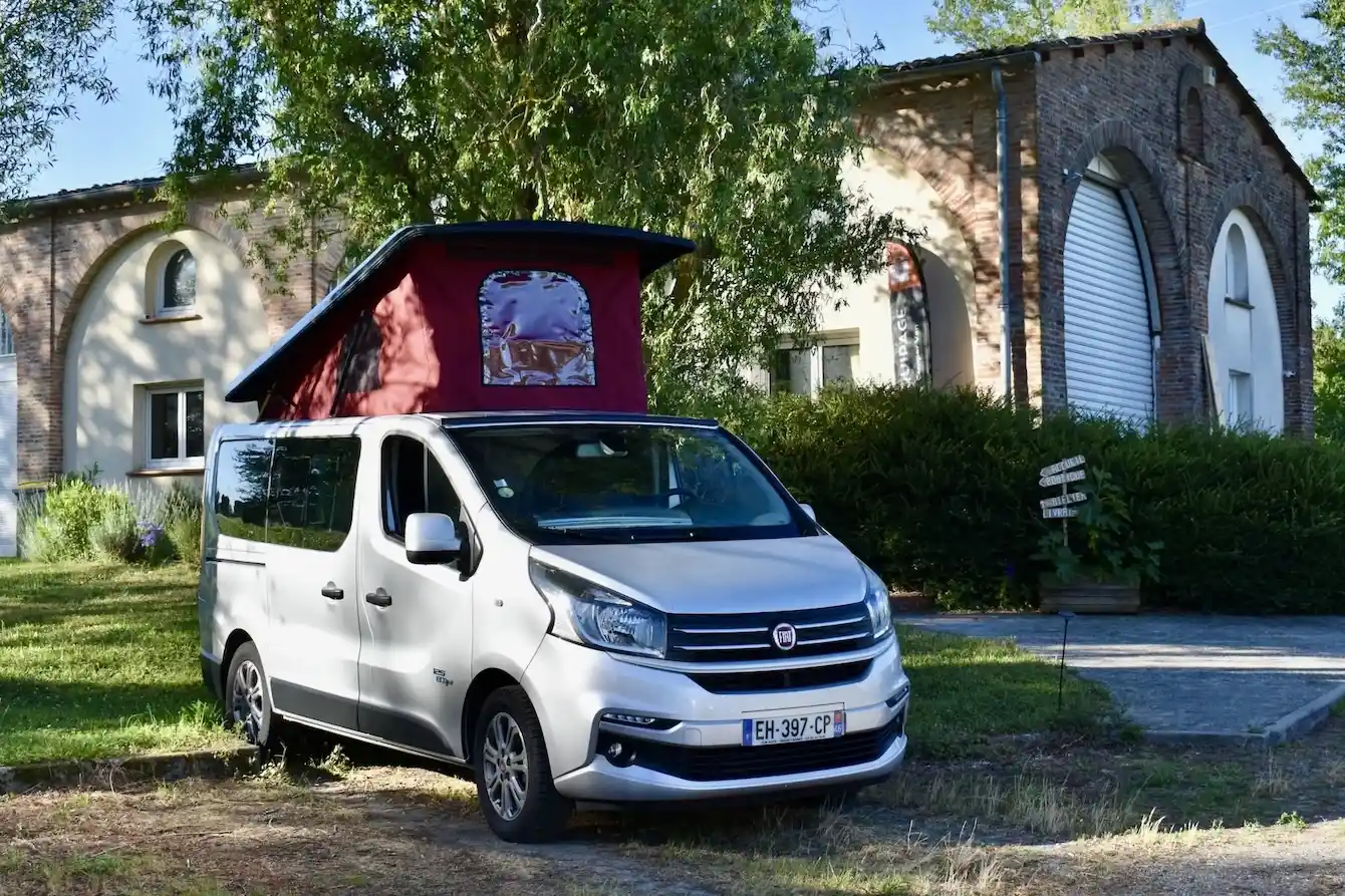 Toit-relevable-Fiat-Talento_1_11zon