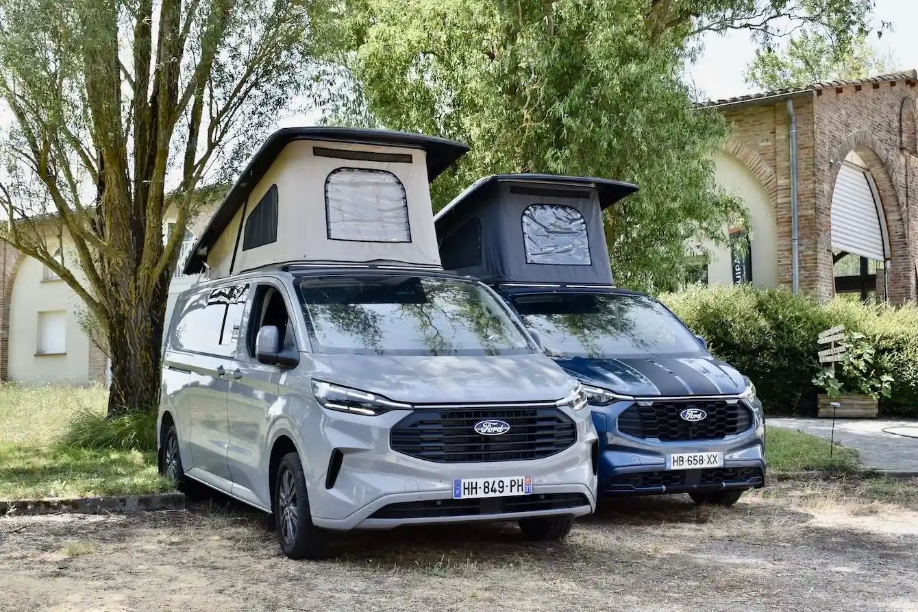 Toit-relevable-Ford-Transit-Custom-V710_3_11zon